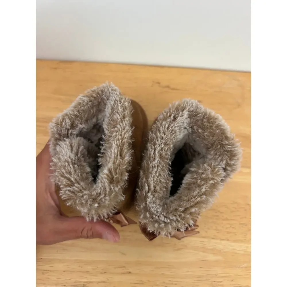 Bearpaw Toddler Girl Suede Boots Size 6 – Bow Back, Shearling Lined